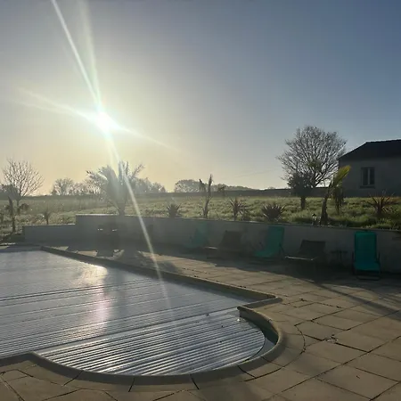 Au Clos Des Hirondelles 3*