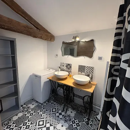 Panzió Au Clos Des Hirondelles Chail
